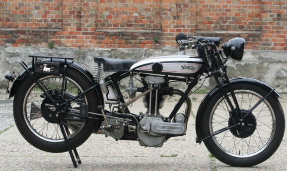 1 Norton Model 18 500ccm OHV 1930